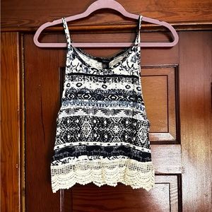 Forever 21 crop top, Size S